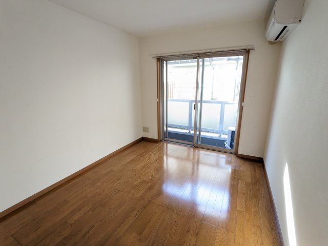 エタニティ リビング