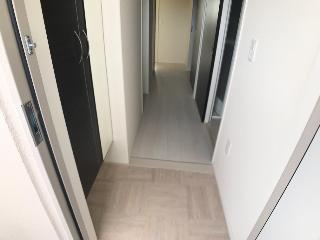 Ｕｎ　ｈｏｍｍｅ（アンノーム） 玄関（イメージ）