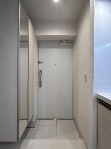 アイル グランデ川口108号室 玄関