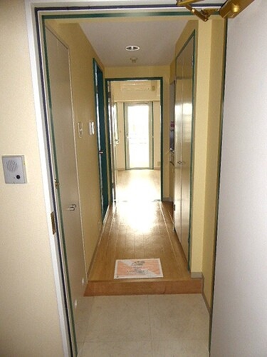 グラチアトルリ5階 共有部からの室内　※同タイプ別部屋2020.7撮影