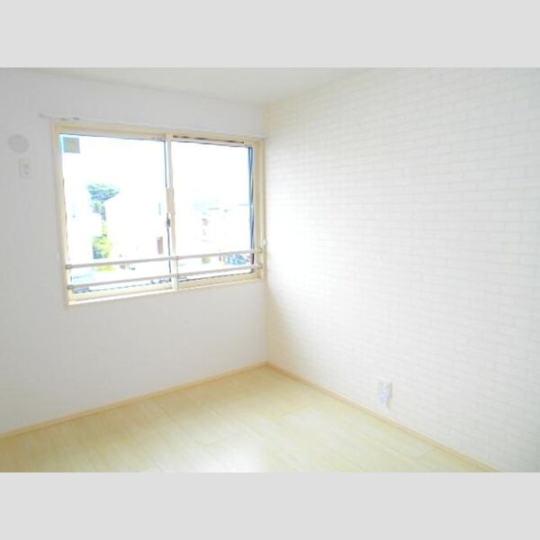 グランヴェルト202号室 洋室