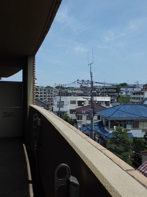 カッスル菊名0408号室 バルコニー