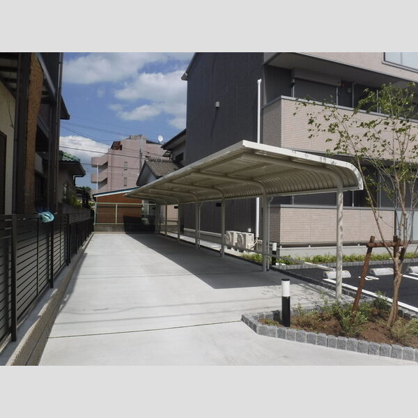 エヴァーラスティング千葉 駐車場