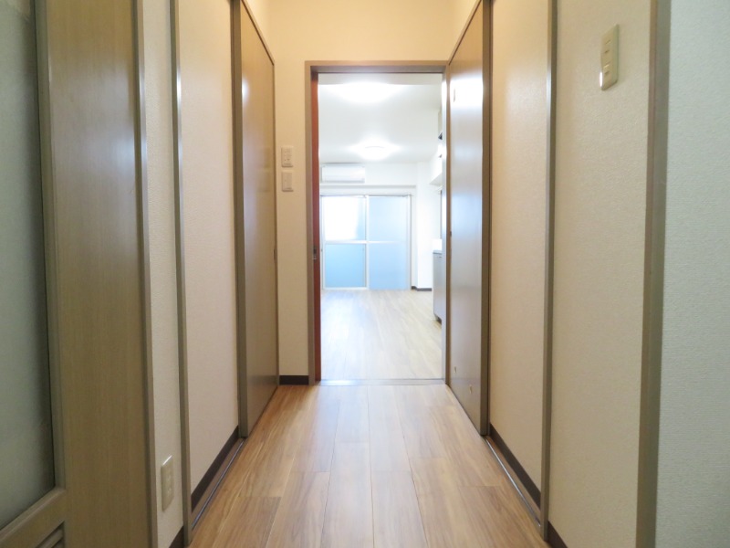 プラザ矢部2階 内観