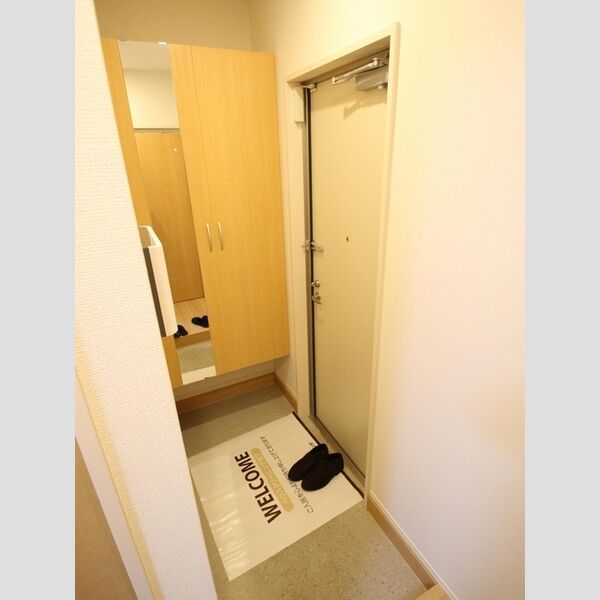 ティルタ　アユ 玄関