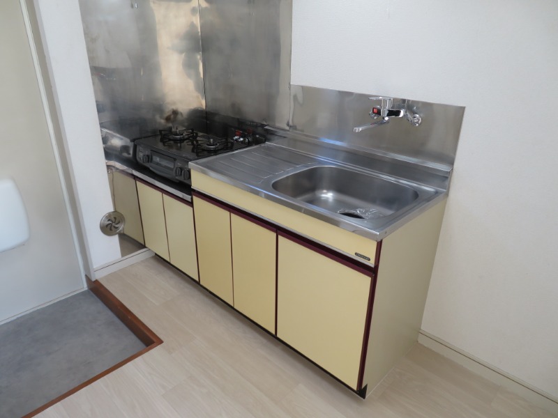 ファーストハイツB キッチン