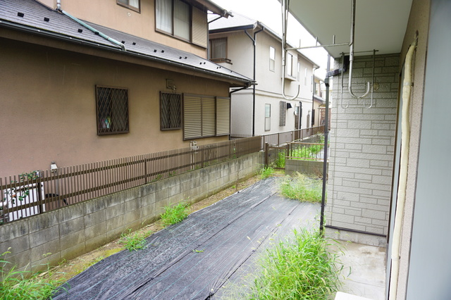 徳重コーポラス0102号室 庭