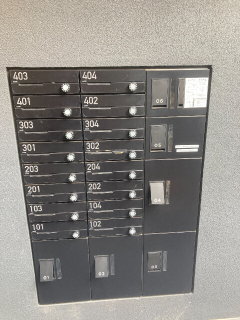 CREAL板橋氷川町1階 郵便受け・宅配ボックス