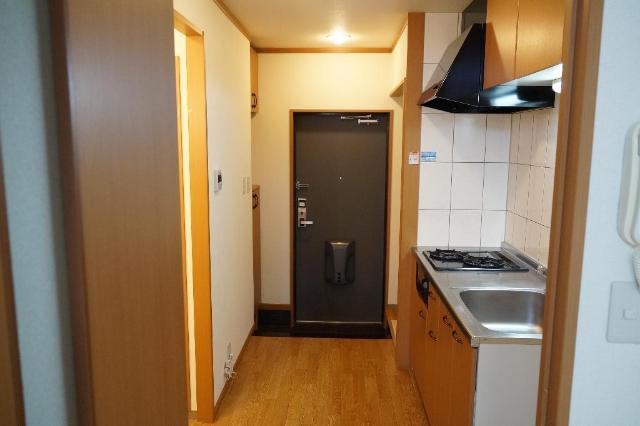 ガーデンハウス 廊下