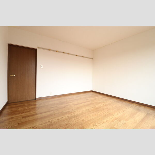 エステートM101号室 同建物別部屋の参考画像