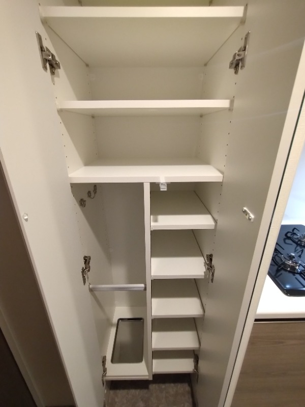 クレイシアIDZ祐天寺Ⅱ 収納