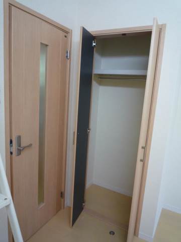 ラ・メール溝の口 収納