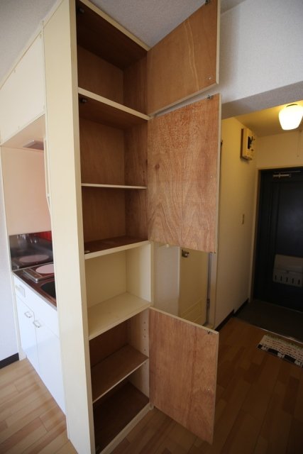 ハイ・シティ表参道 収納