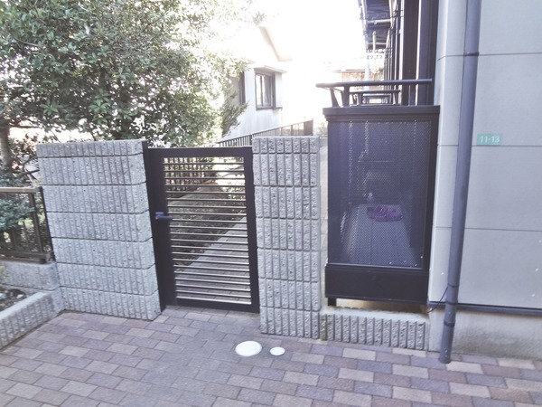 セルポセイドン エントランス