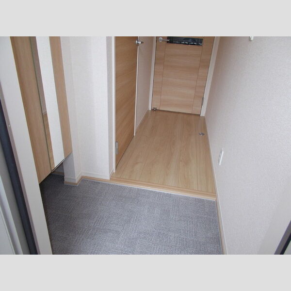 エスポワール南太田 玄関