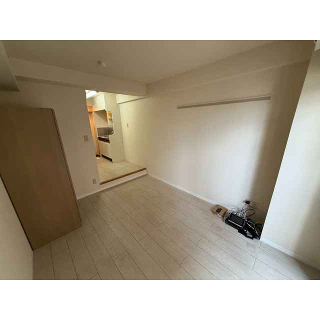 メゾン・ド・ディマンシェ305号室 リビング