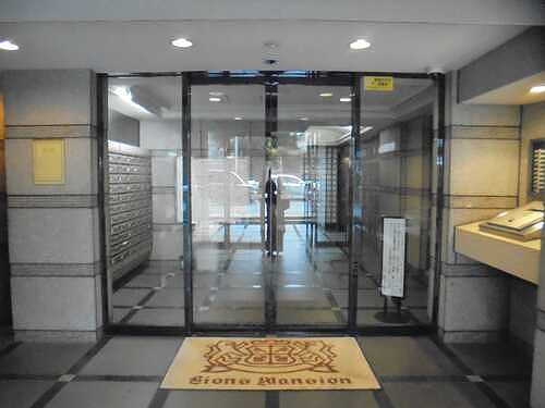 ライオンズステーションプラザ二俣川4階 エントランス