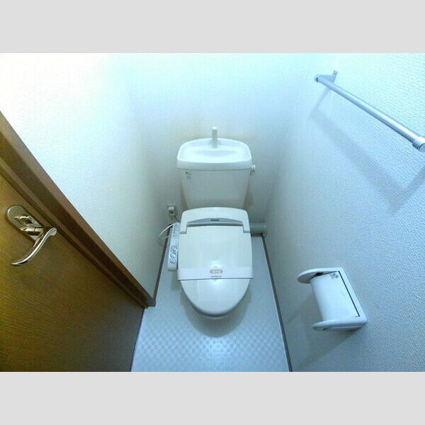 リビングタウン大和南　A 温水洗浄便座