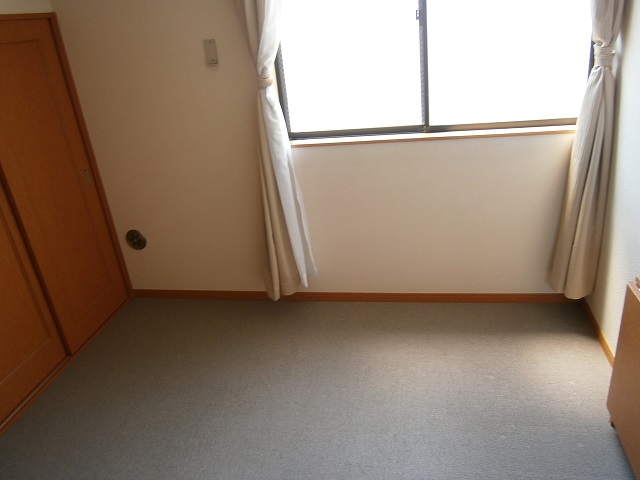 レオパレスプレアデス207号室 寝室