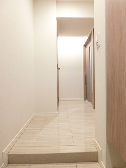 ガーラ・プレシャス三軒茶屋2階 毎日通る玄関はこちらです