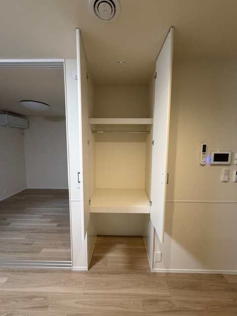 CREST OIZUMI102号室 収納