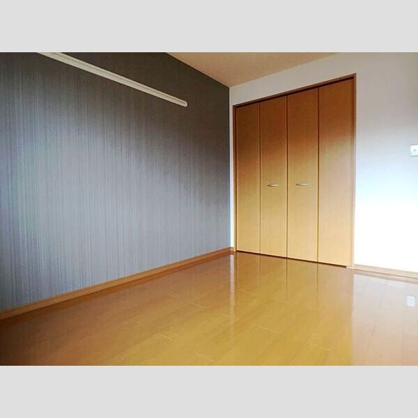 グランドパレス302号室 洋室