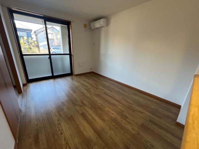 サンコート越谷105号室 リビング