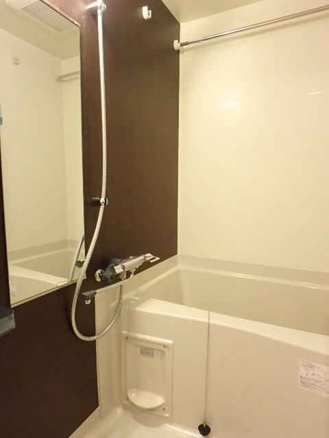 ガーラ横濱関内グランドステージ5階 浴室乾燥機付きバス