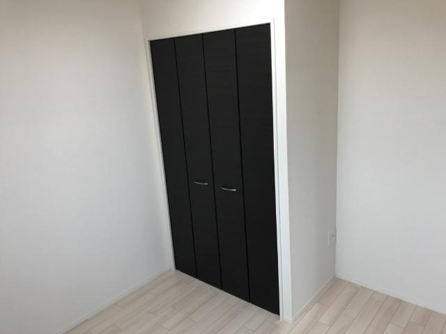 ルミナス 洋室①