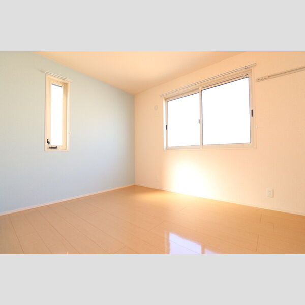 ヴィラたちばな201号室 洋室