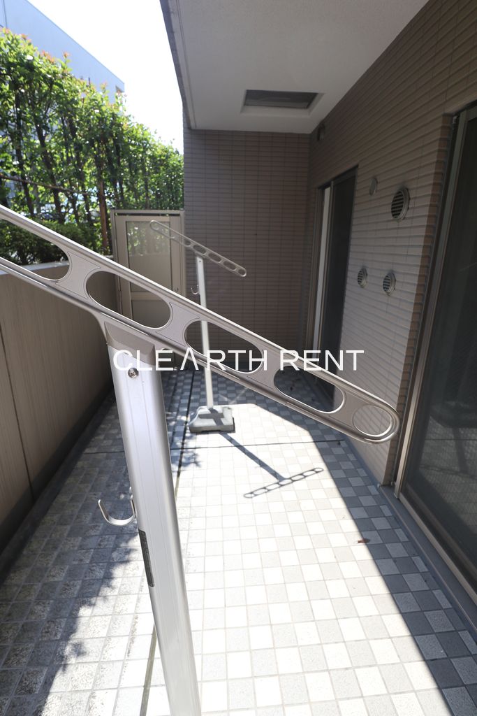 コンシェリア東京 ＴＨＥ ＲＥＳＩＤＥＮＣＥ 開放的で明るい空間を演出してくれるバルコニーです