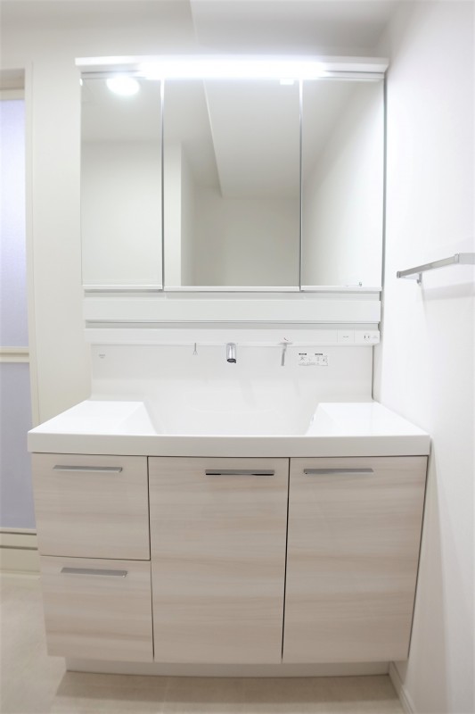 河田町ガーデン１号棟23階 洗面