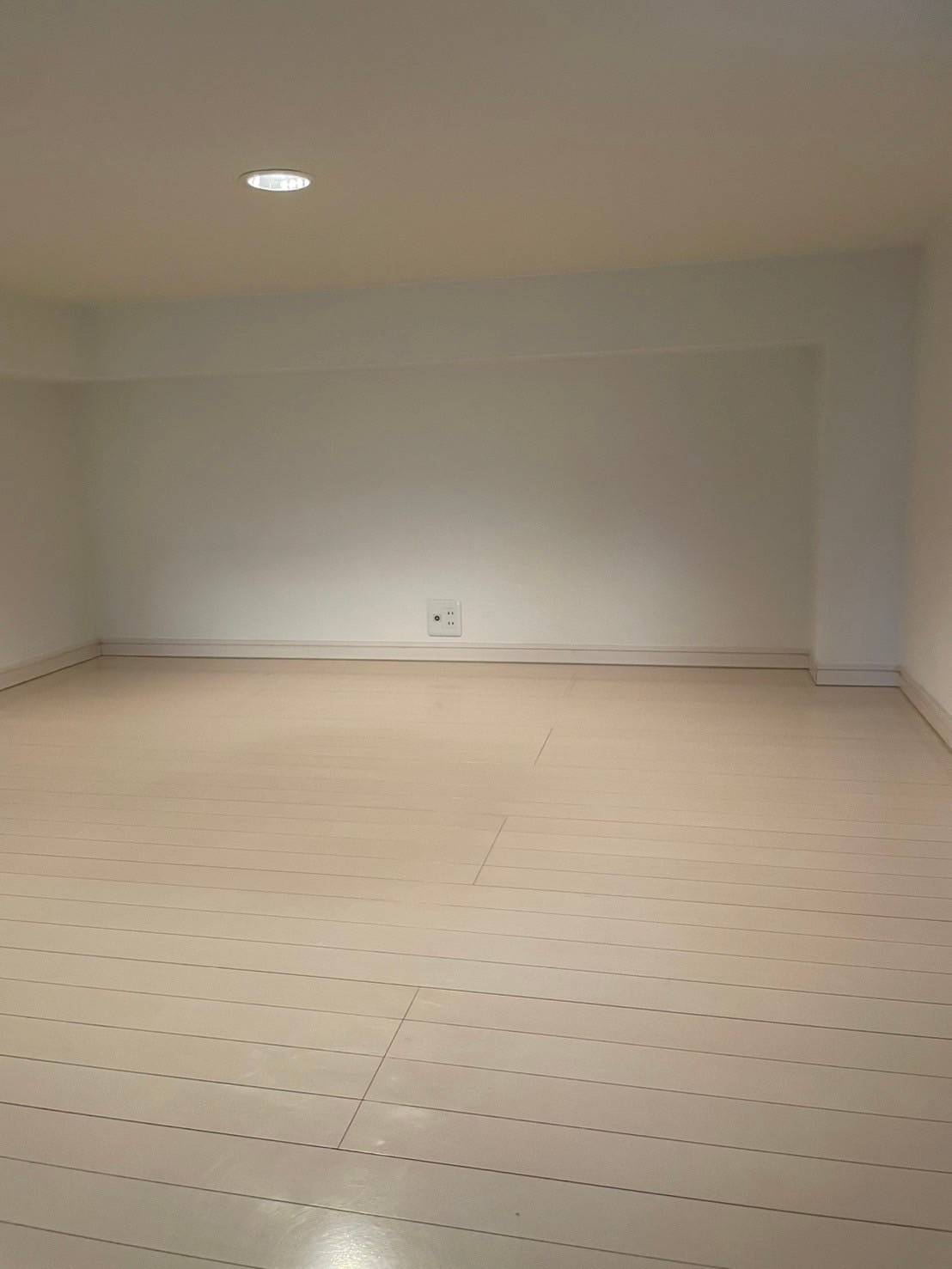 マザーユニックス205号室 内観