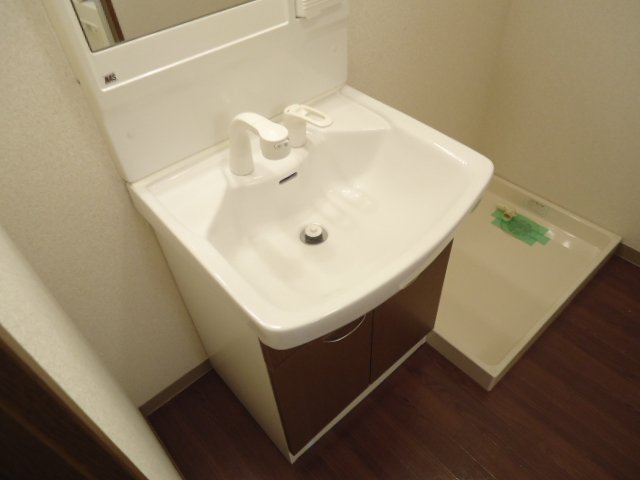 ラベンダー湘南 洗髪洗面化粧台