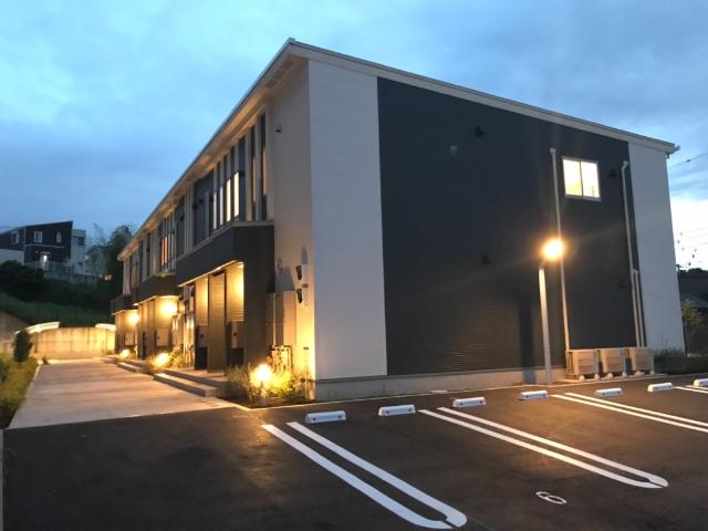 グランテージ真田 外観写真（夜）