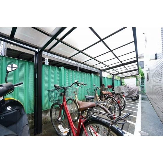 メゾンドール0202号室 駐輪場