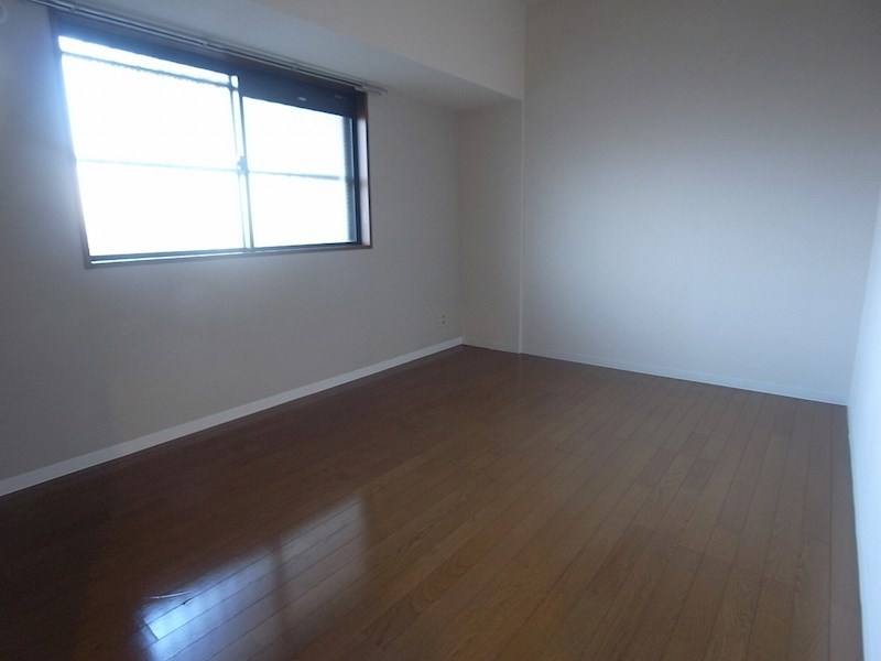 フレラヴィーヌ北本町 寝室