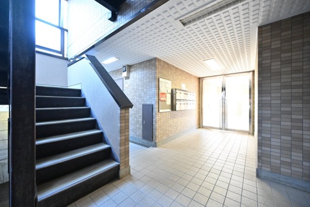 ロングアイランドガーデン1階 エントランス