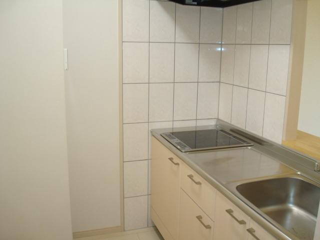 トゥ　ヴェール（Ｔout　Vert） キッチン