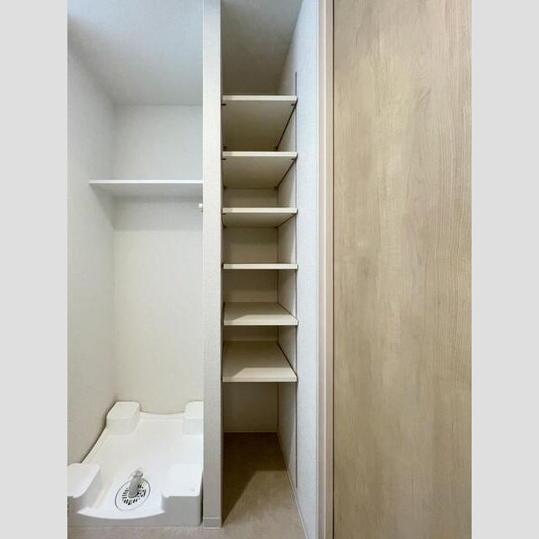 Ｓ－ＲＥＳＩＤＥＮＣＥ富士見ヶ丘ａｆｆｏｒｄ303号室 リビング