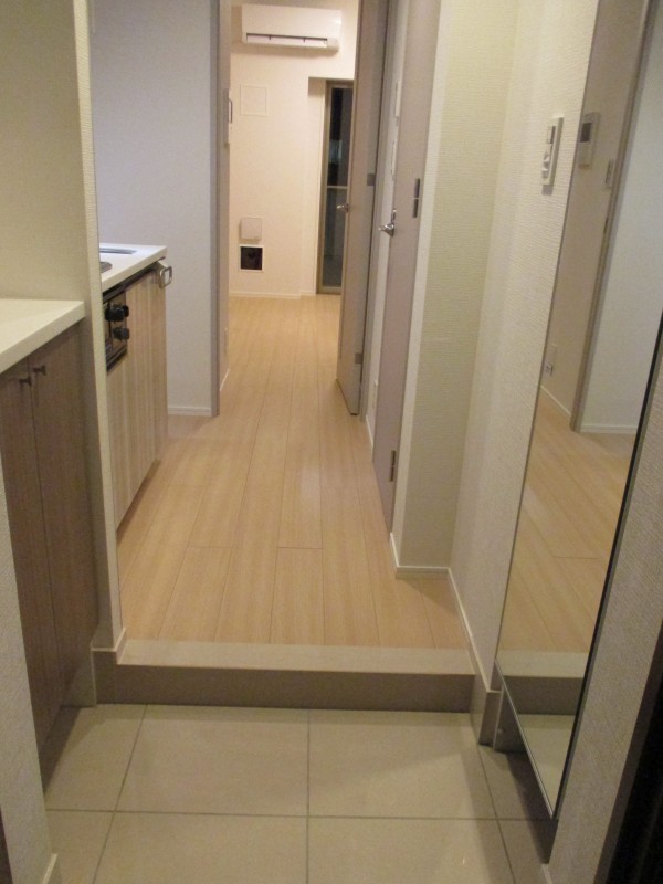 クレイシア西横浜グランカリテ4階 玄関