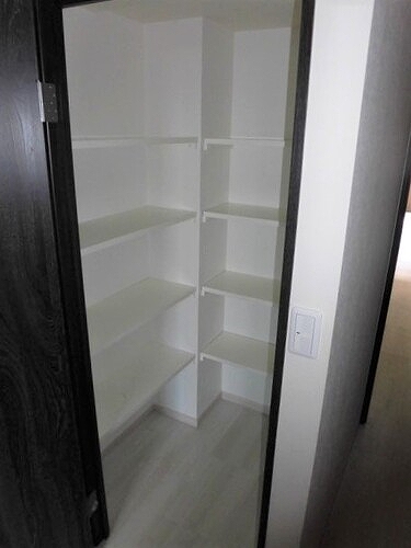 ファミール明大前3階 物入　※前回募集時2022年9月撮影