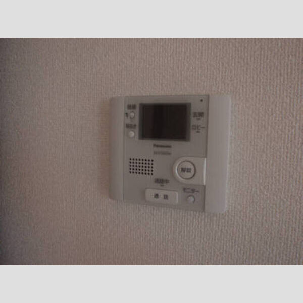 コーポスカイF103号室 インターホン