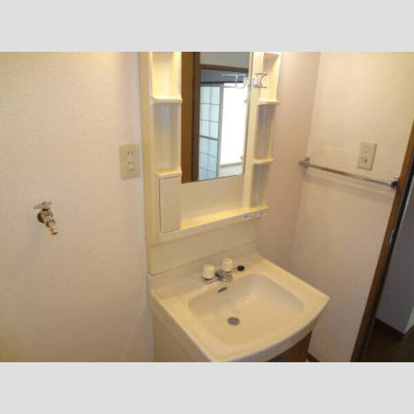 アヴァンティコート　B202号室 洗面台