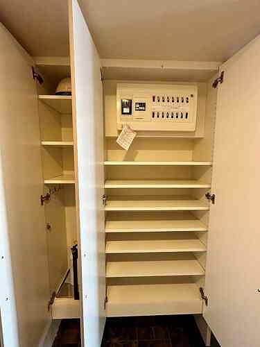 ライオンズステージ府中シティタワー30階 シューズボックス