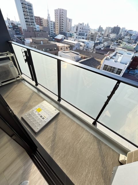 ドゥーエ日暮里7階 バルコニー