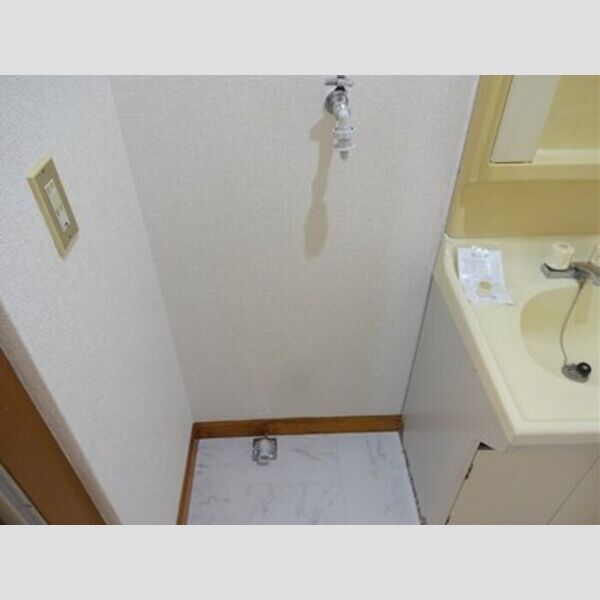 チェリーハイツ 洗濯機置き場