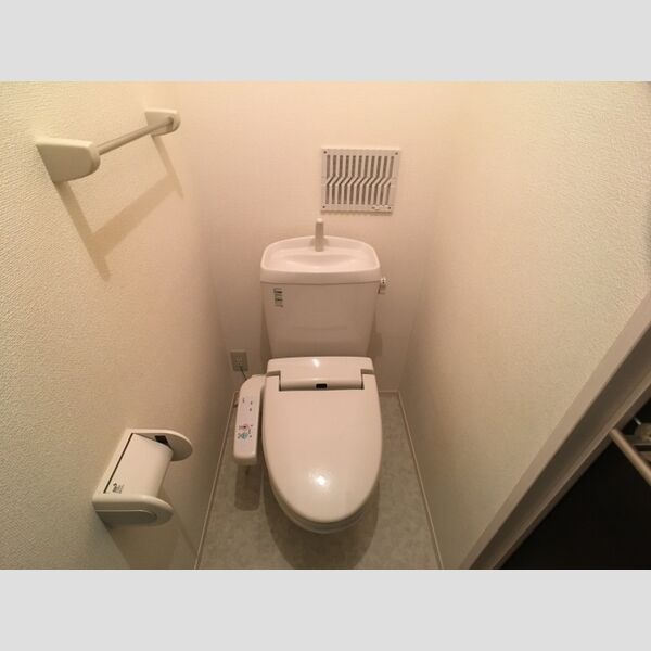 第7グリーンハイツ　A201号室 温水洗浄暖房便座