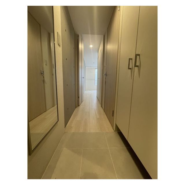 PASEO Yotsuya 玄関