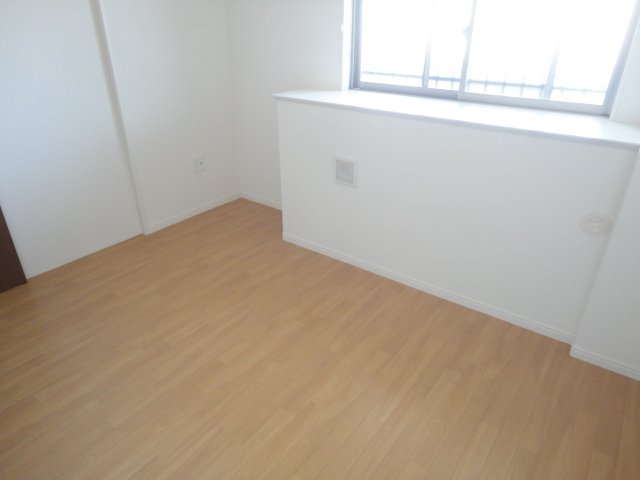 Ｒｅｇａｌｉａ（レガリア） 北側洋室